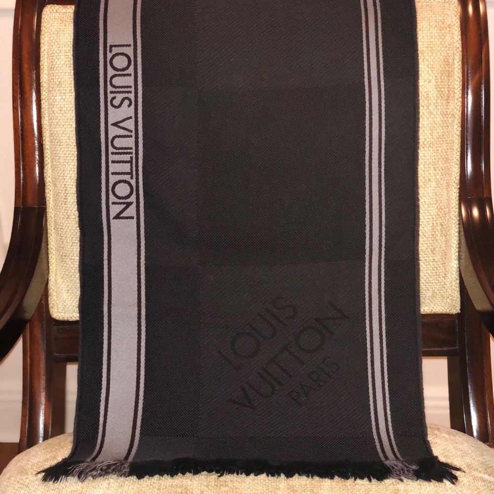 Louis Vuitton Men’s Scarf